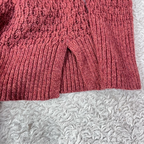 American Eagle Outfitter Rust Colored crew neck lightweight sweater size small - Picture 9 of 12